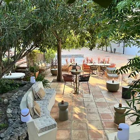 Del Vino La Costera (adults Only) Penzion
